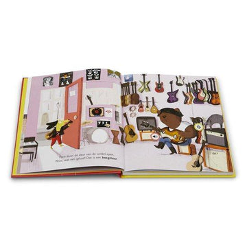 Music booklet Paco is a rock star - Magali Le Huche - Clavis